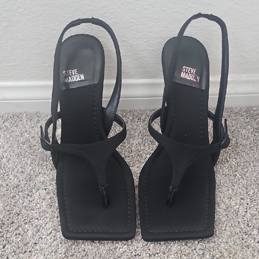 Steve Madden Elegant Black Sandals